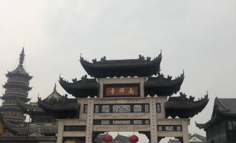 Baiyi Hotel