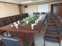 Ruifeng Business Hotel