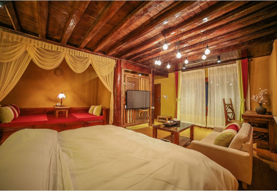 Deluxe Double Bed Suite With Oxygen Supply&Floor Heating