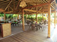 Alona42 Resort