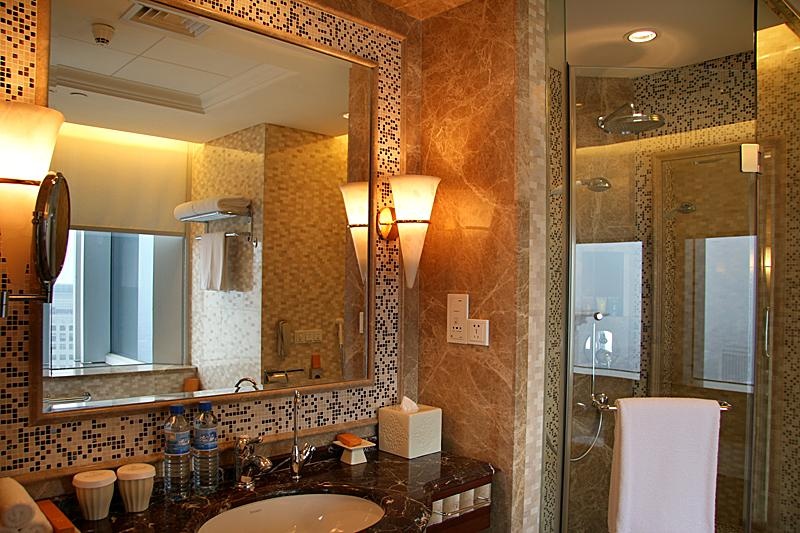 豪华套房【俯瞰繁荣城景·舒睡床垫+汉斯格雅衞浴】