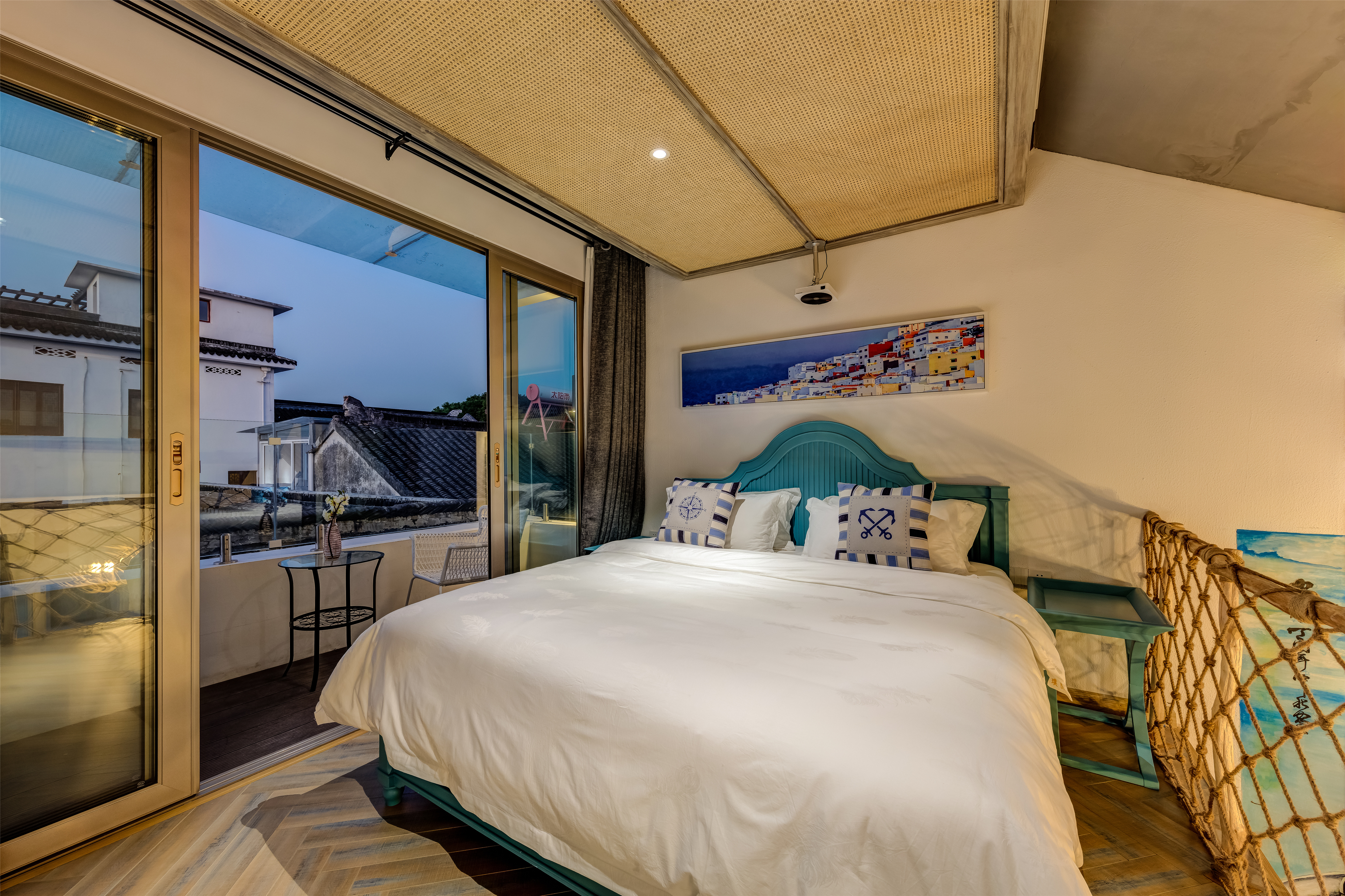 圣托里尼露台复式亲子套房