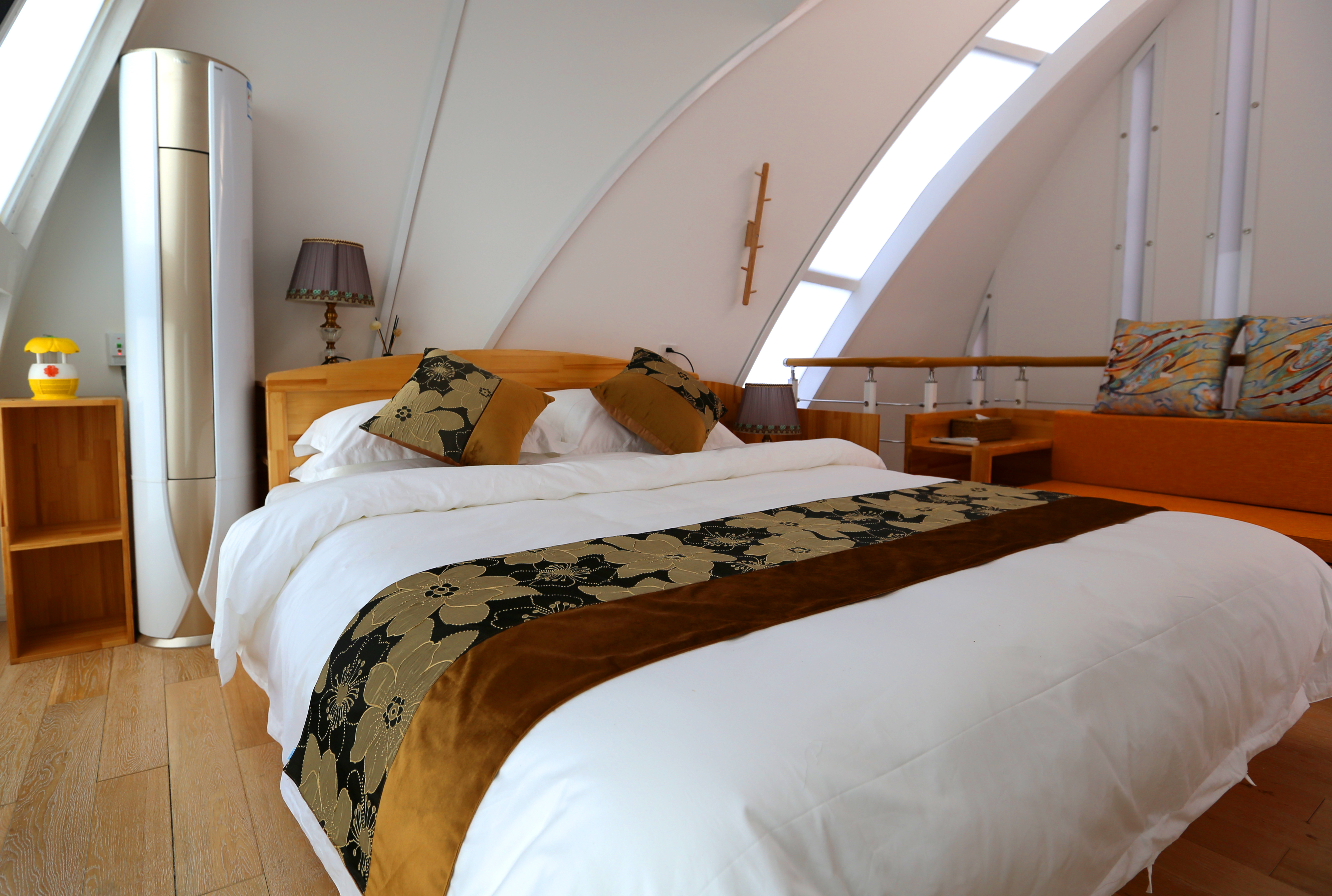 溪客豪华大床房