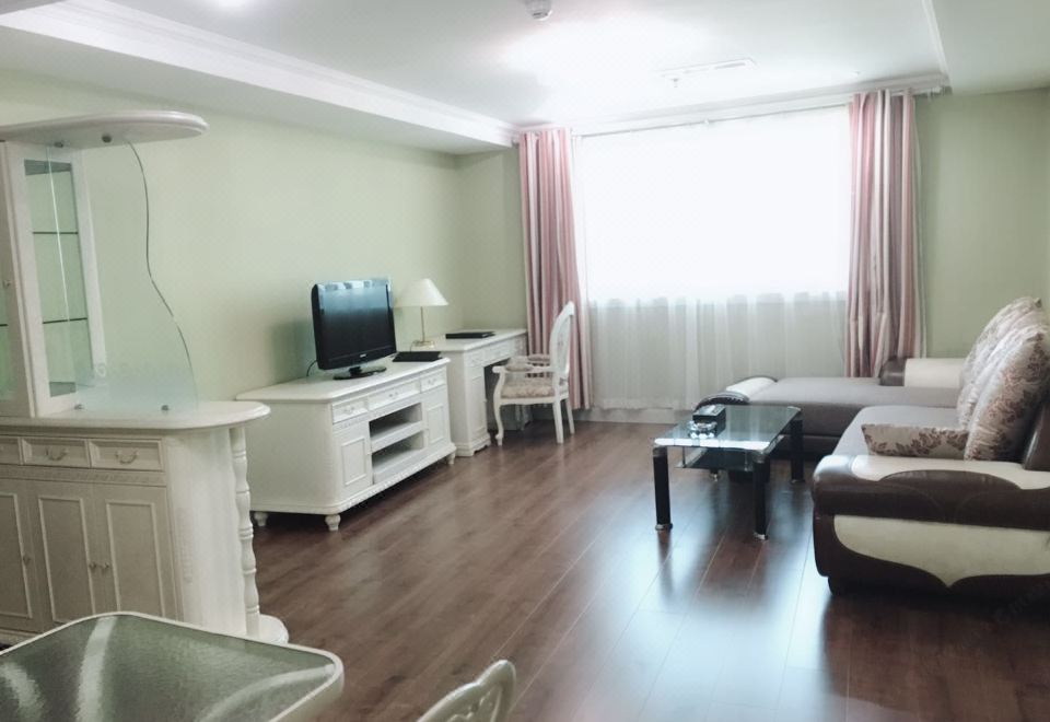 Tianjin Golden Crown HotelFamily Parent-child Room