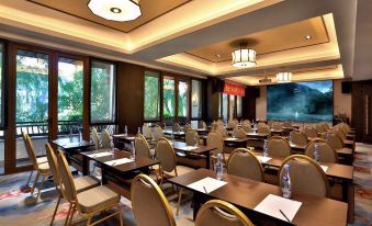 Mehood Elegant Lake Hotel (Suzhou Jinji Lake)