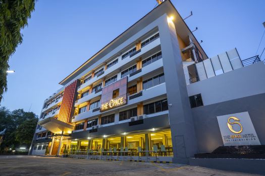 โรงแรม เดอะสเปซ เชียงราย