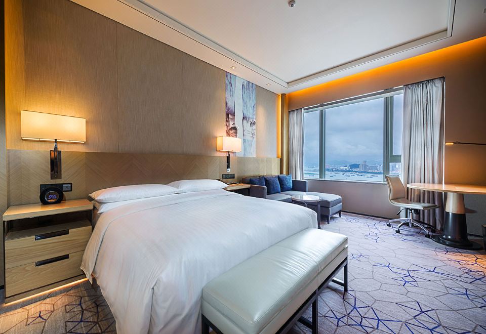 行政海景大床房