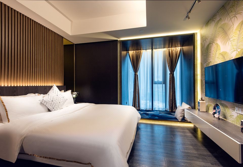 尊享雙臥套房（洗衣機+熨衣設備+咖 啡機）