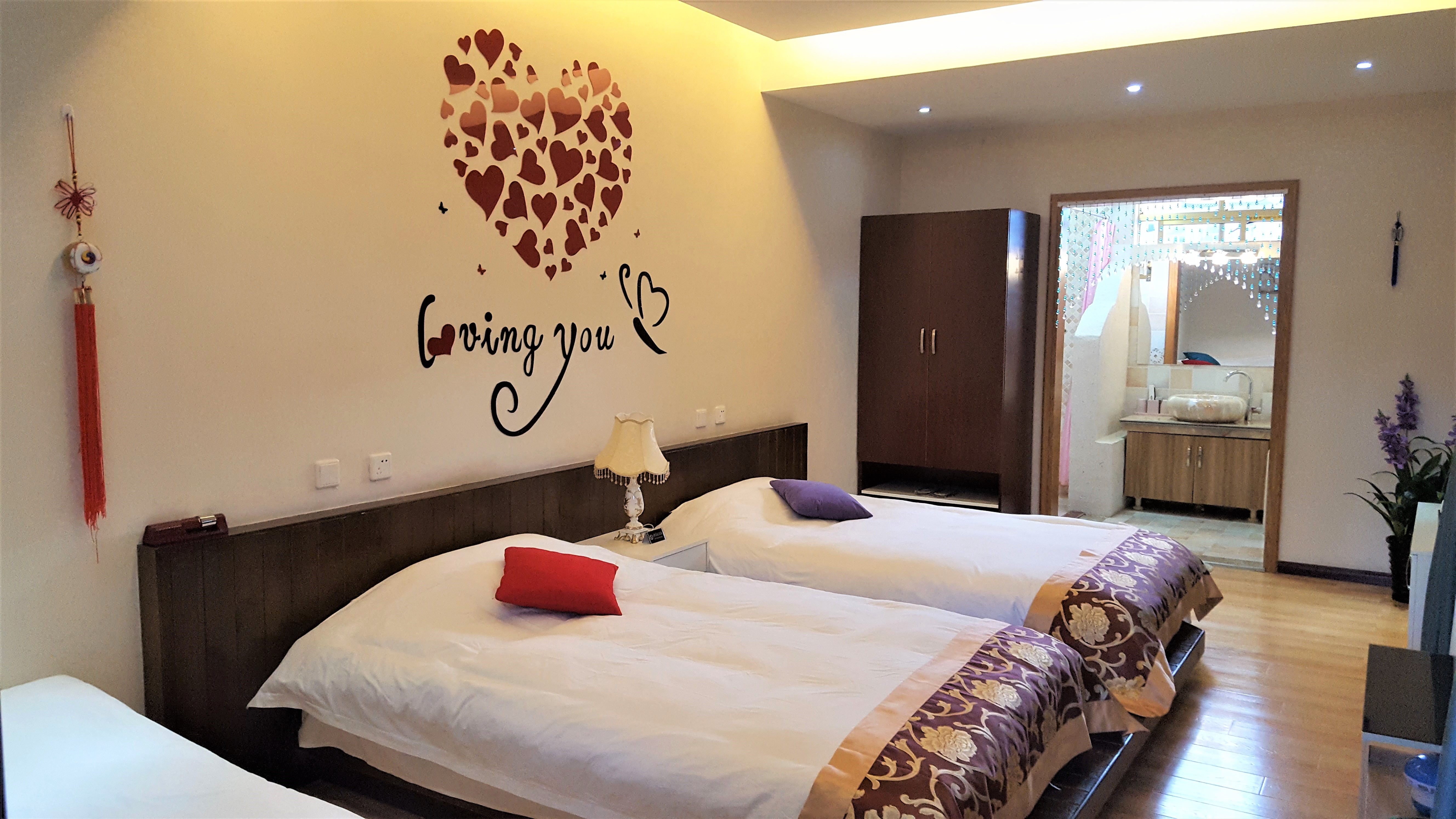 温馨三人間（308）