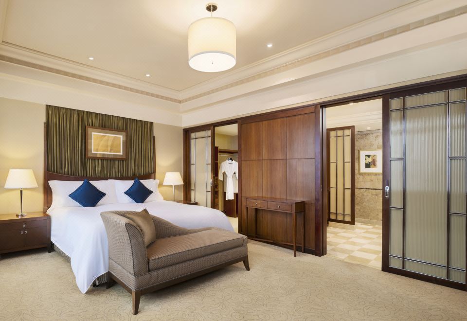 the Hongta Hotel, A Luxury Collection Hotel, ShanghaiPresidential Suite