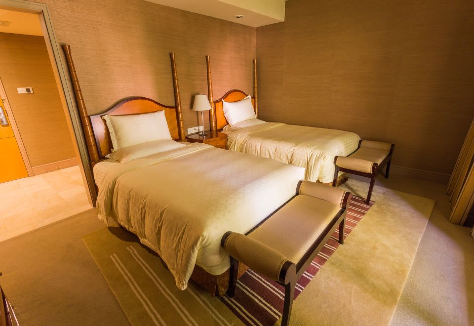 地中海溫泉別墅四房（含私家湯池）