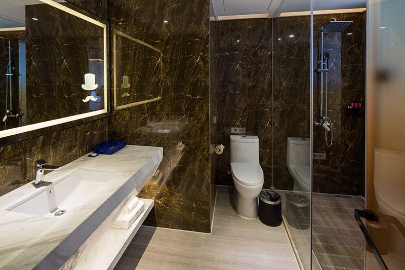 品質景觀雙床房（180°正湖景+小冰箱+電動窗簾）