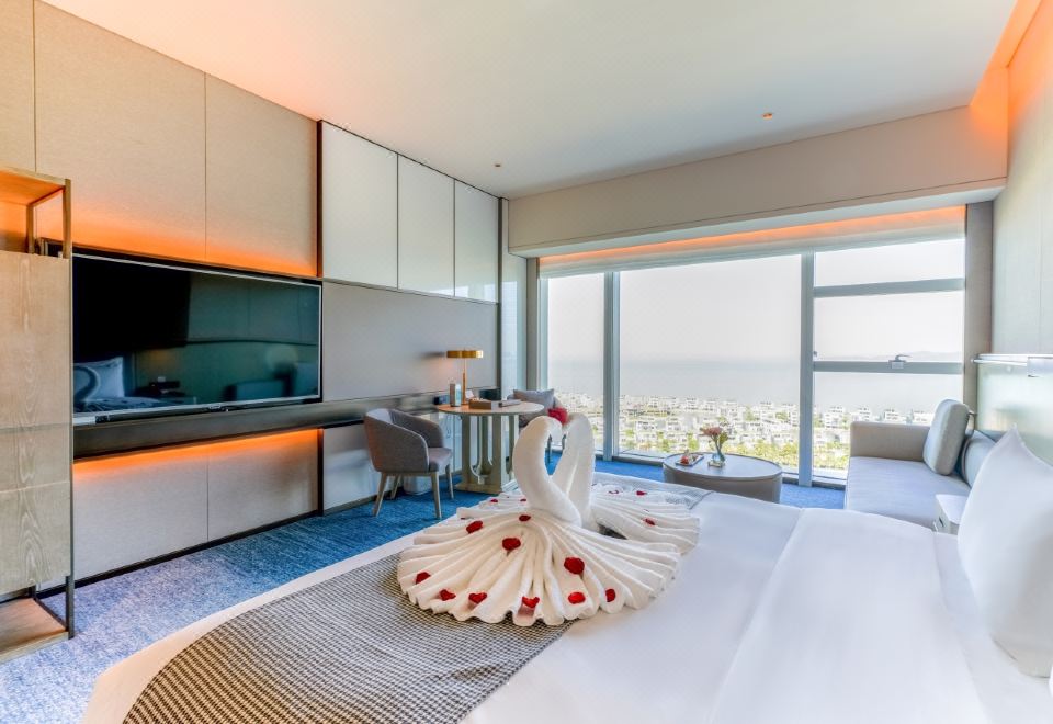 行政海景大床房（180度全落地窗看海景日出）