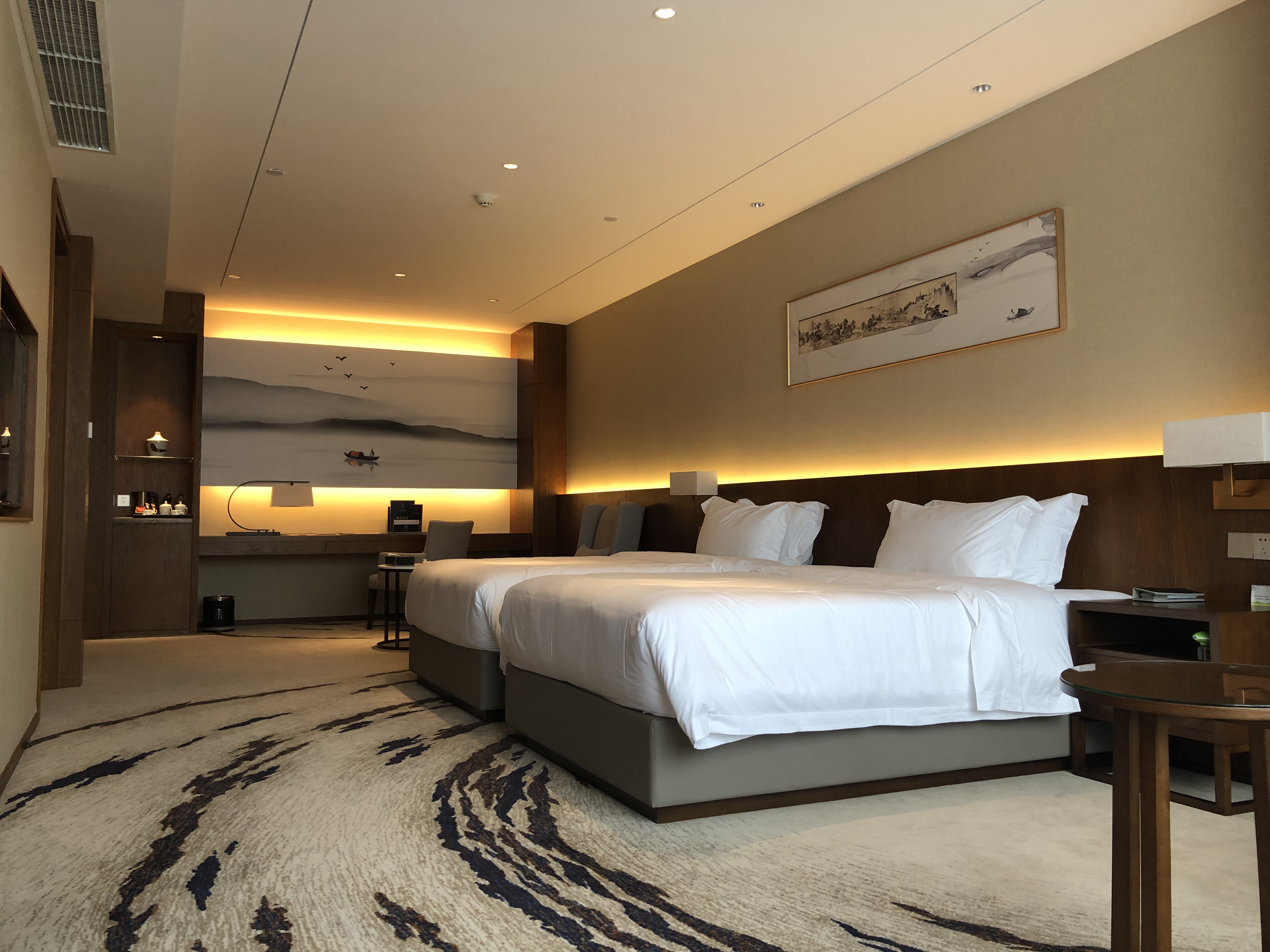 江语豪华双床房