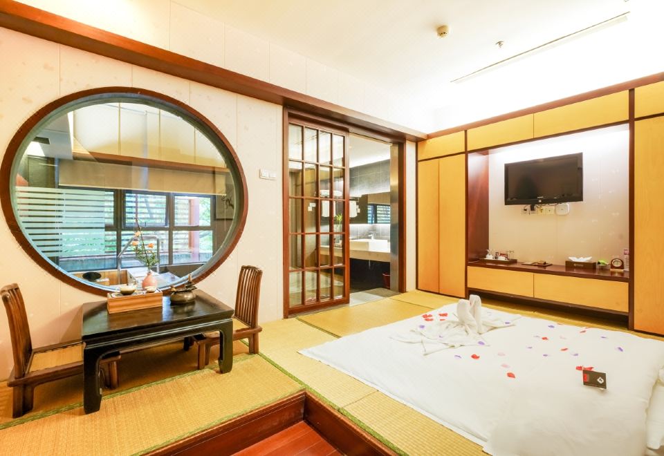 和风汤房【温泉入户，私泡池】