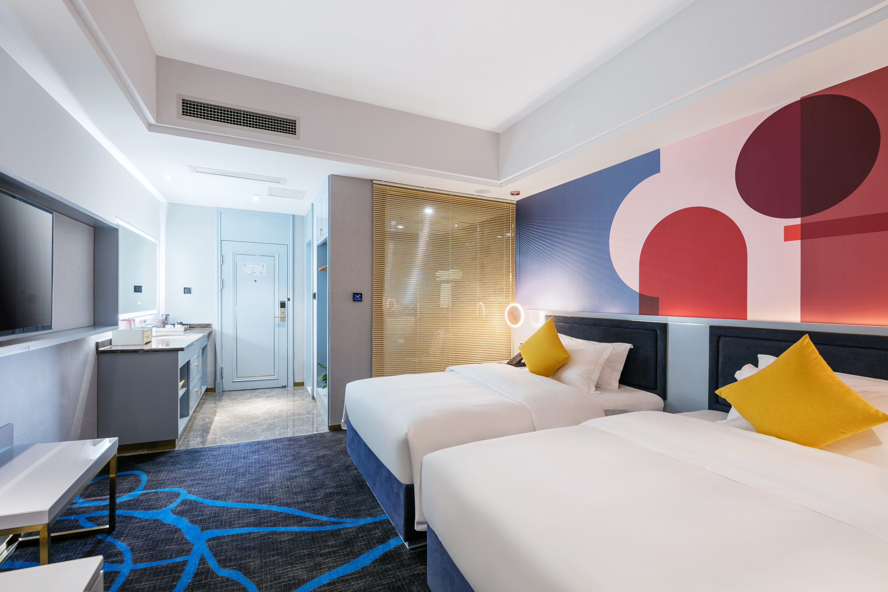 Floral Nordic Twin Room