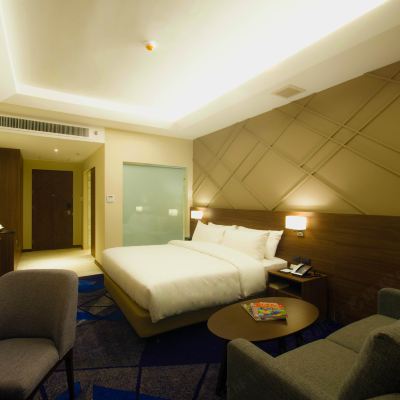 尊貴特大床房 魯克森特飯店優惠