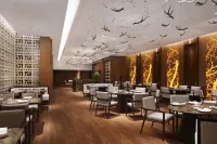 Sheraton Yunfu Xinxing Hotel