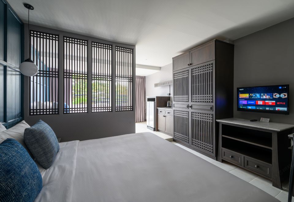 Quarter 09 BeachFamily Sea Facing Room