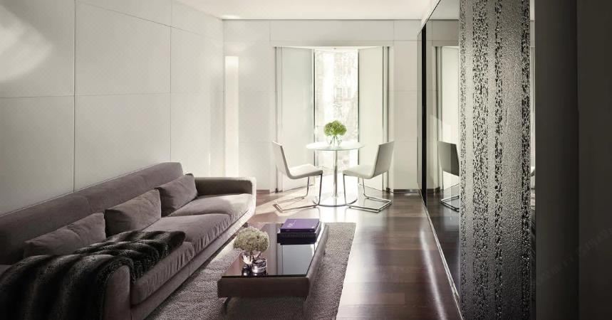 城市全景 2卧室超越 ME+ 套房