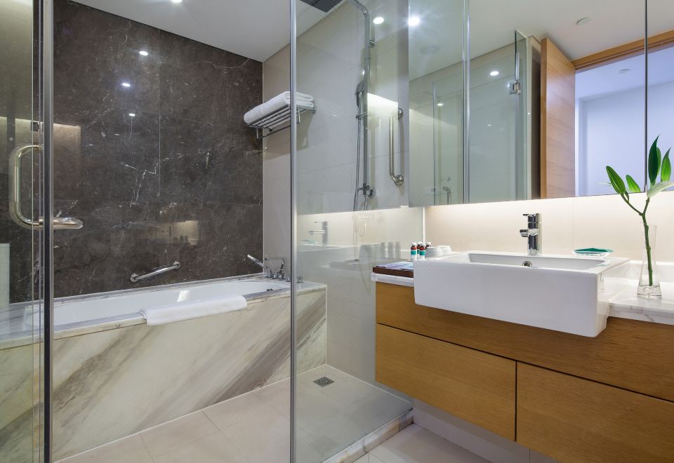 悦享双床房（落地窗+嵌入式浴缸+DAMANA洗护品）