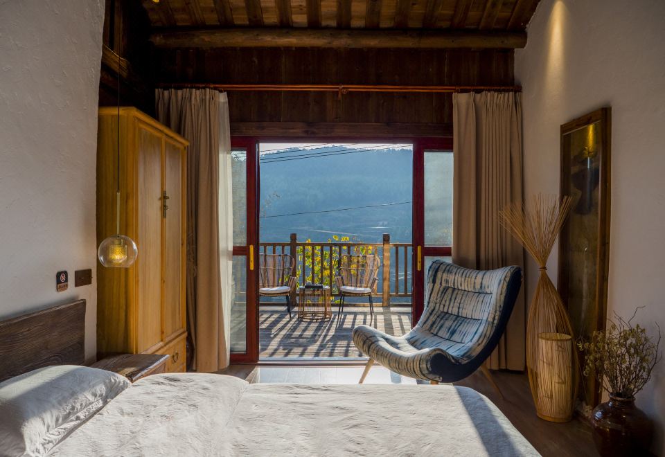 Light Snow Double Bed Room (East Garden With Private Balcony)