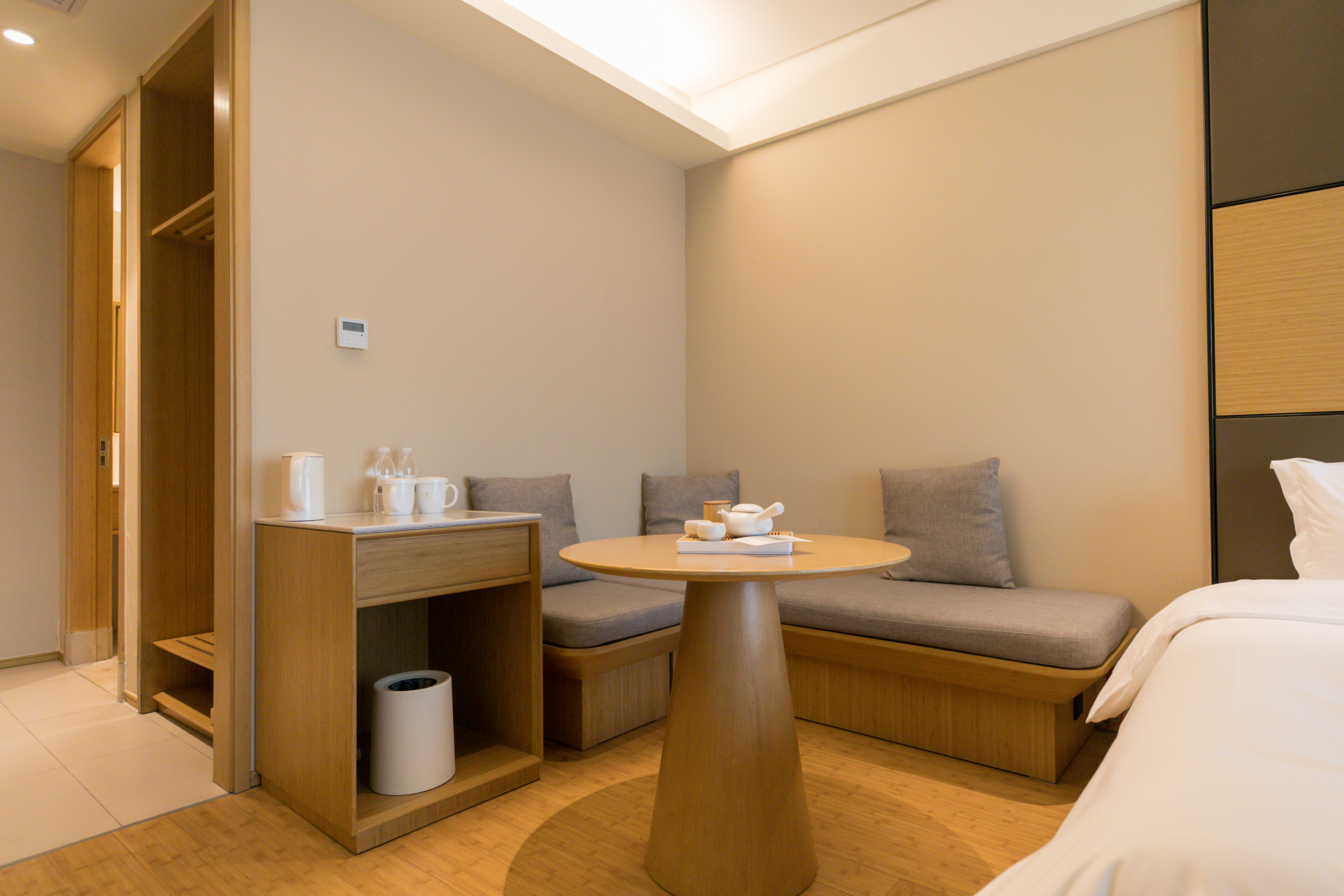 高级双床房（投屏电视）