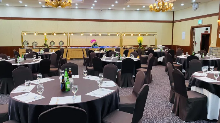 New Donghae Tourist Hotel 食事・レストラン