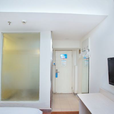 商務大床房 宿適飯店（上海外灘南京東路地鐵站店）優惠