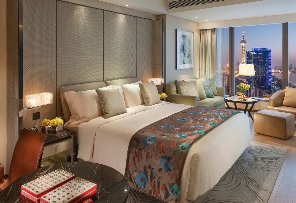 Mandarin Oriental Pudong ShanghaiMandarin River View Room
