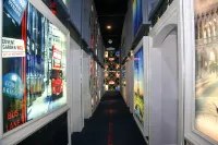 Ai Space Concept Hotel (Xining Limeng Commercial Pedestrian Street)