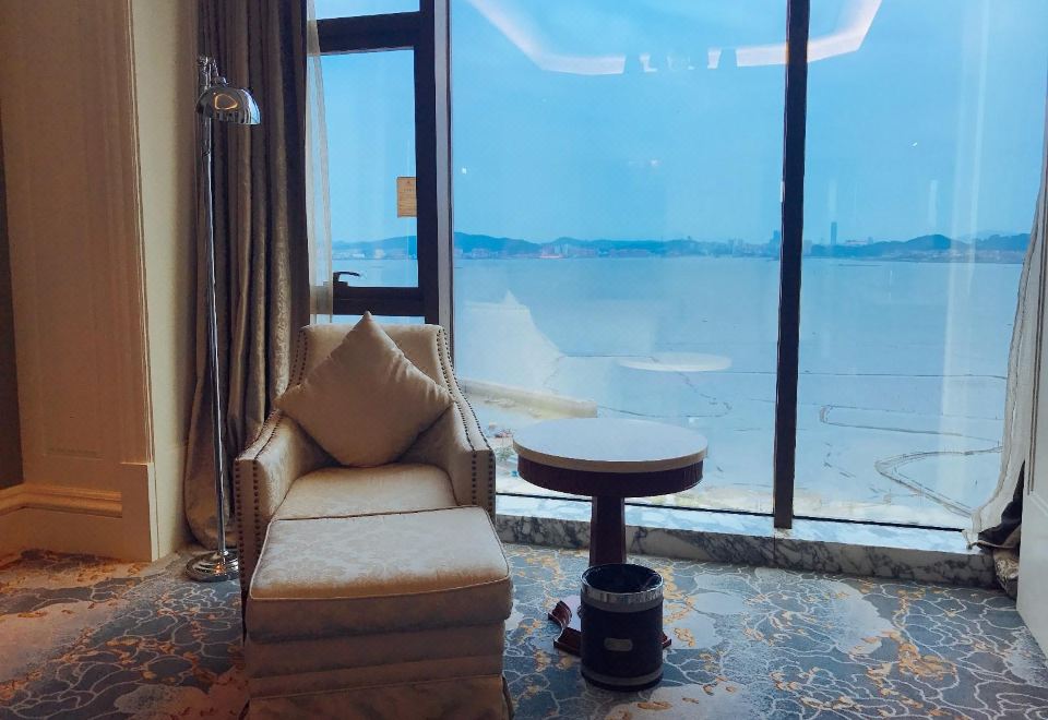 至尊海景套房【温泉+零压床垫+浴缸】