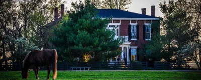 1851 Historic Maple Hill Manor B&B Hotels in 