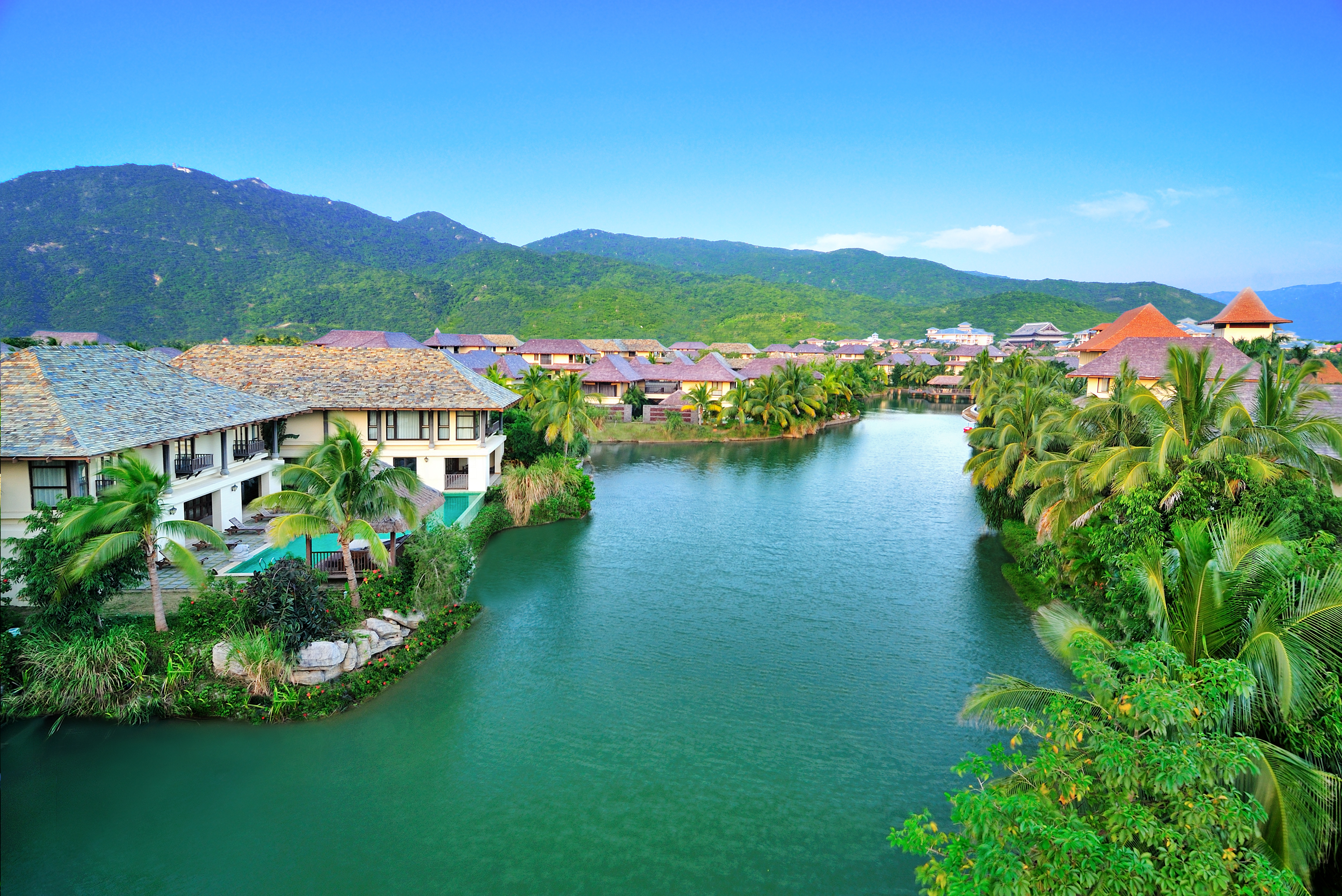 Yalong Bay Villas & Spa: подлинные отзывы гостей (1956) — 2024 год |  Trip.com