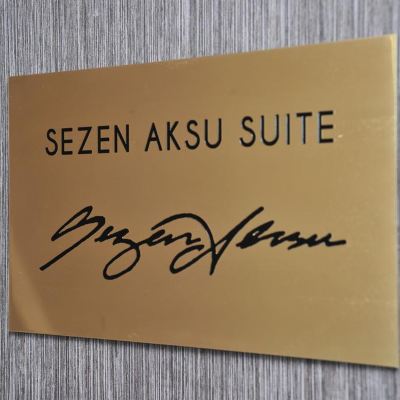 Sezen Aksu Suite Titanic Gendarmenmarkt Berlin Promo Code