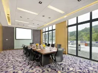 Libo Xiaoqikong Narada Resort فنادق في ليبوى