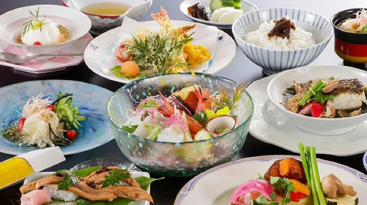 海花亭 花御前 食事・レストラン