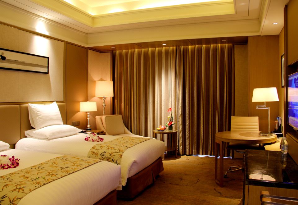 高级市景双床房