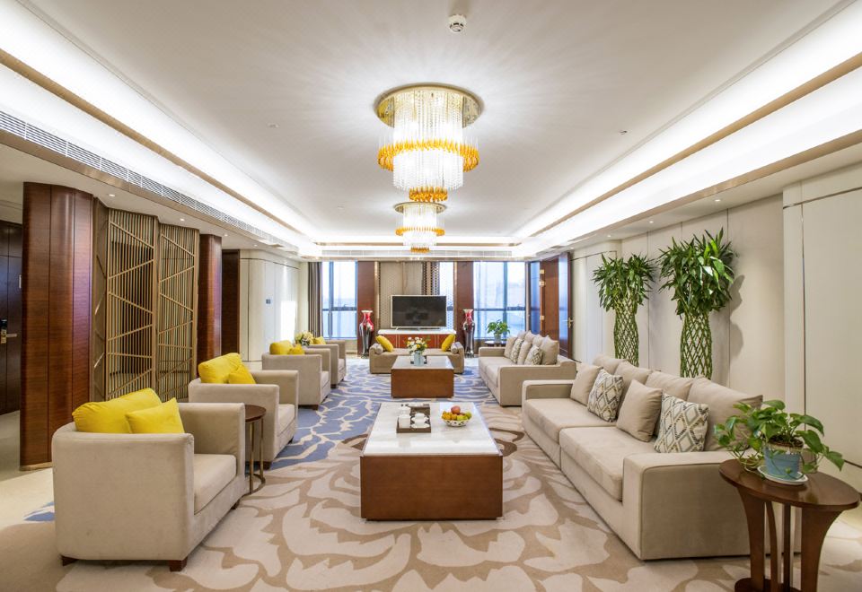 至尊商務大套間（智能感控+智能投屏+書房+獨立浴缸）