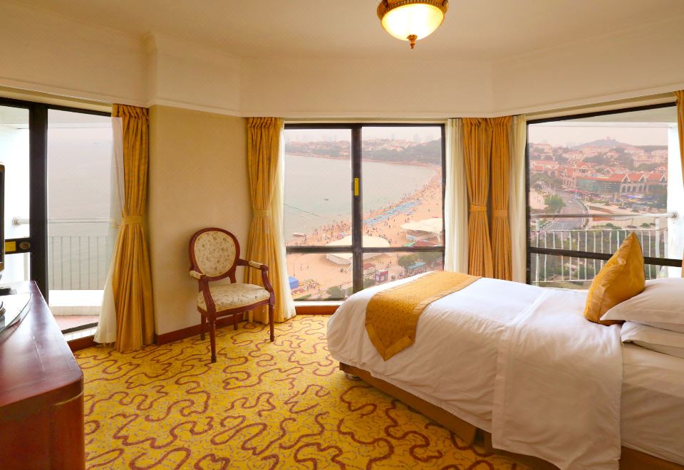 Huiquan Dynasty HotelFamily Sea-view Suite