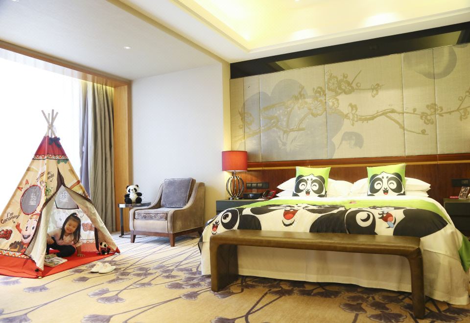 特色熊貓親子房