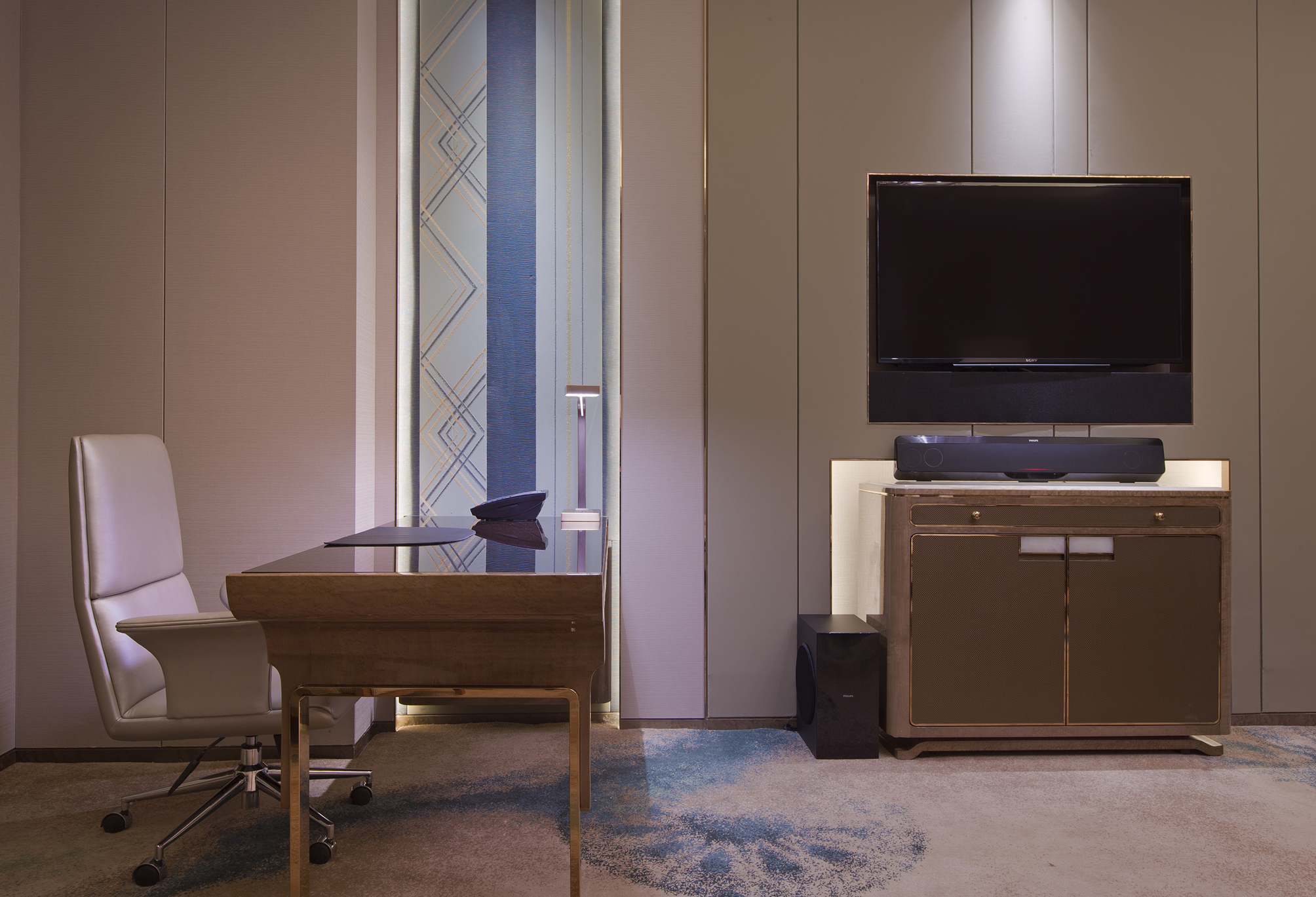 行政豪华大床房（奢享空间+城央C位景观房）