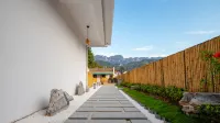 Floral Hotel·Jiuhua Mountain Pusu Lanshan Hotel (The Main Store of the Temple of the Body)