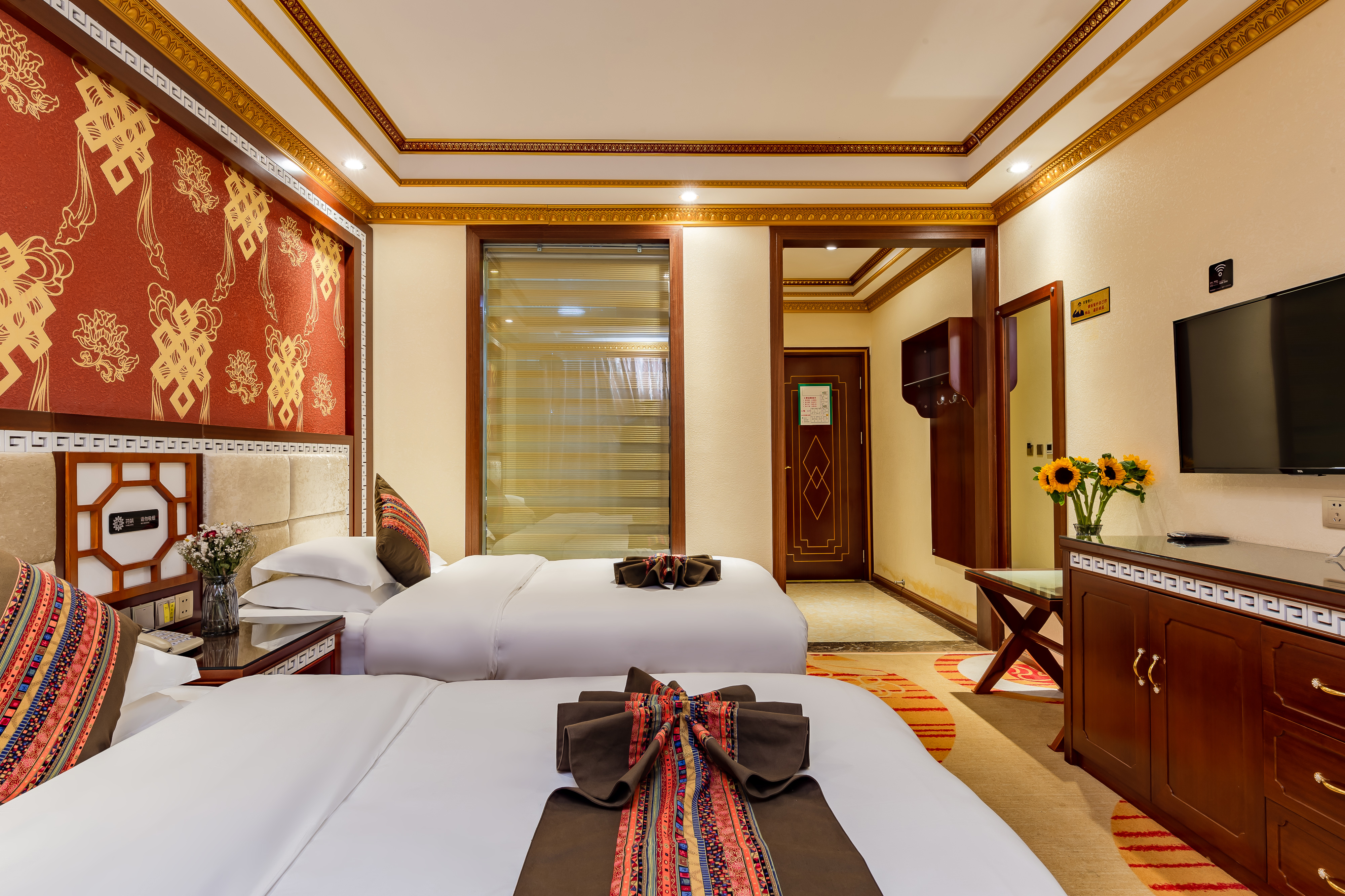 Deluxe Hotel Room - Night View (2 beds) (Floor heating)