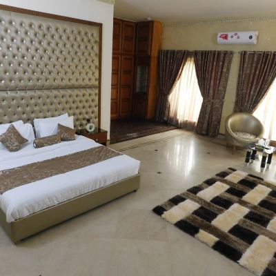 Double Deluxe Room Casa Blanca Suite Promo Code