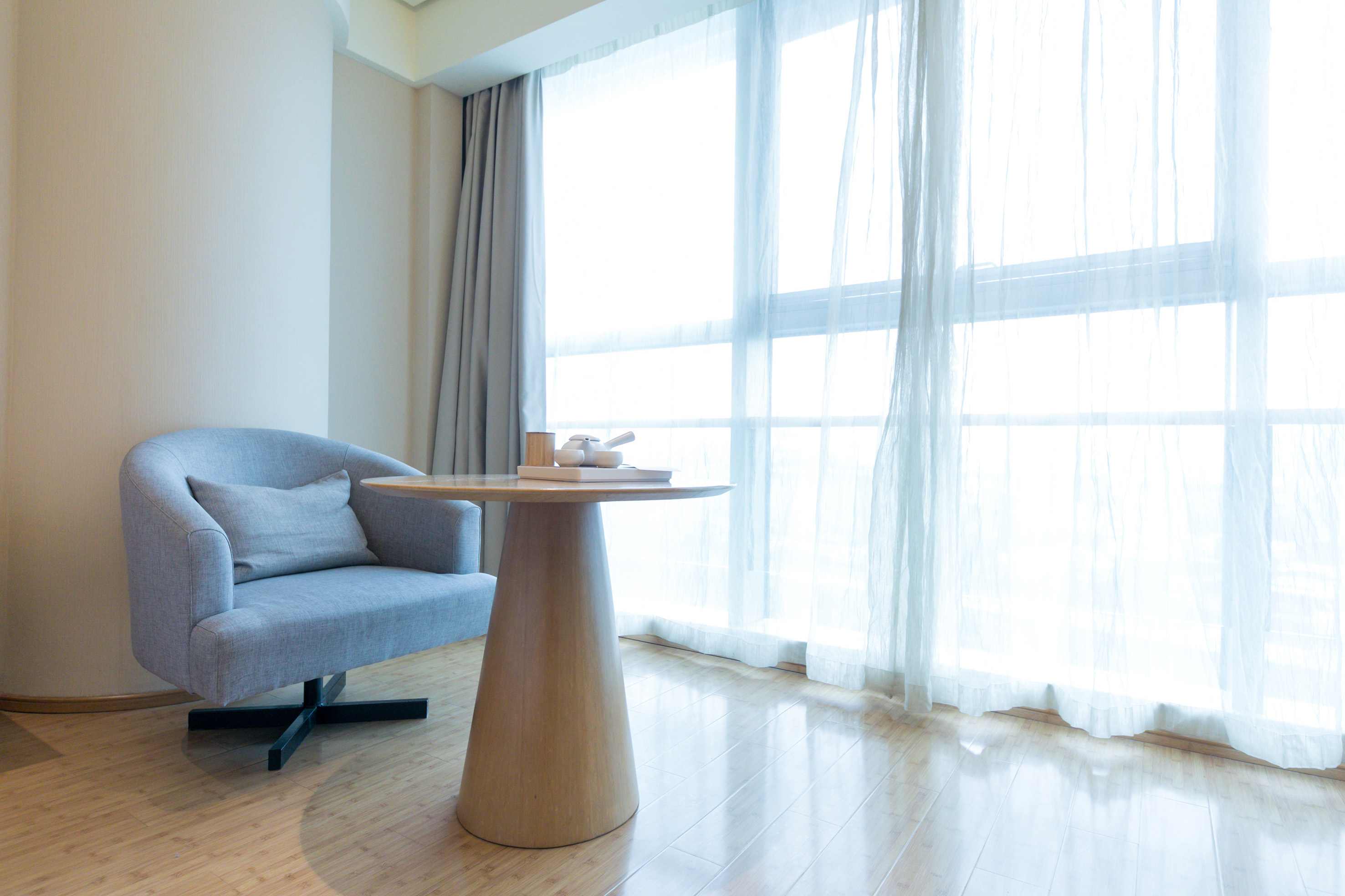 商务大床房（投屏电视）