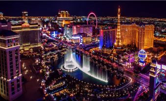 Golden Nugget Hotel & Casino Las Vegas - Housity