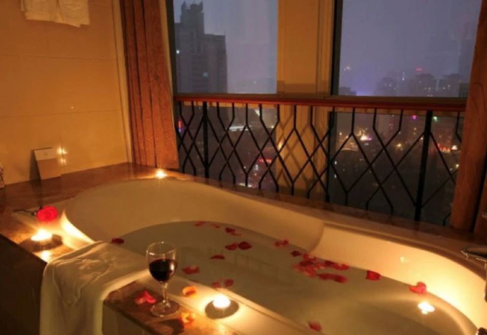 豪华商务大床间