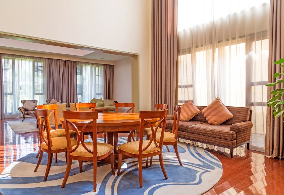 地中海溫泉六房別墅（含私家湯池）