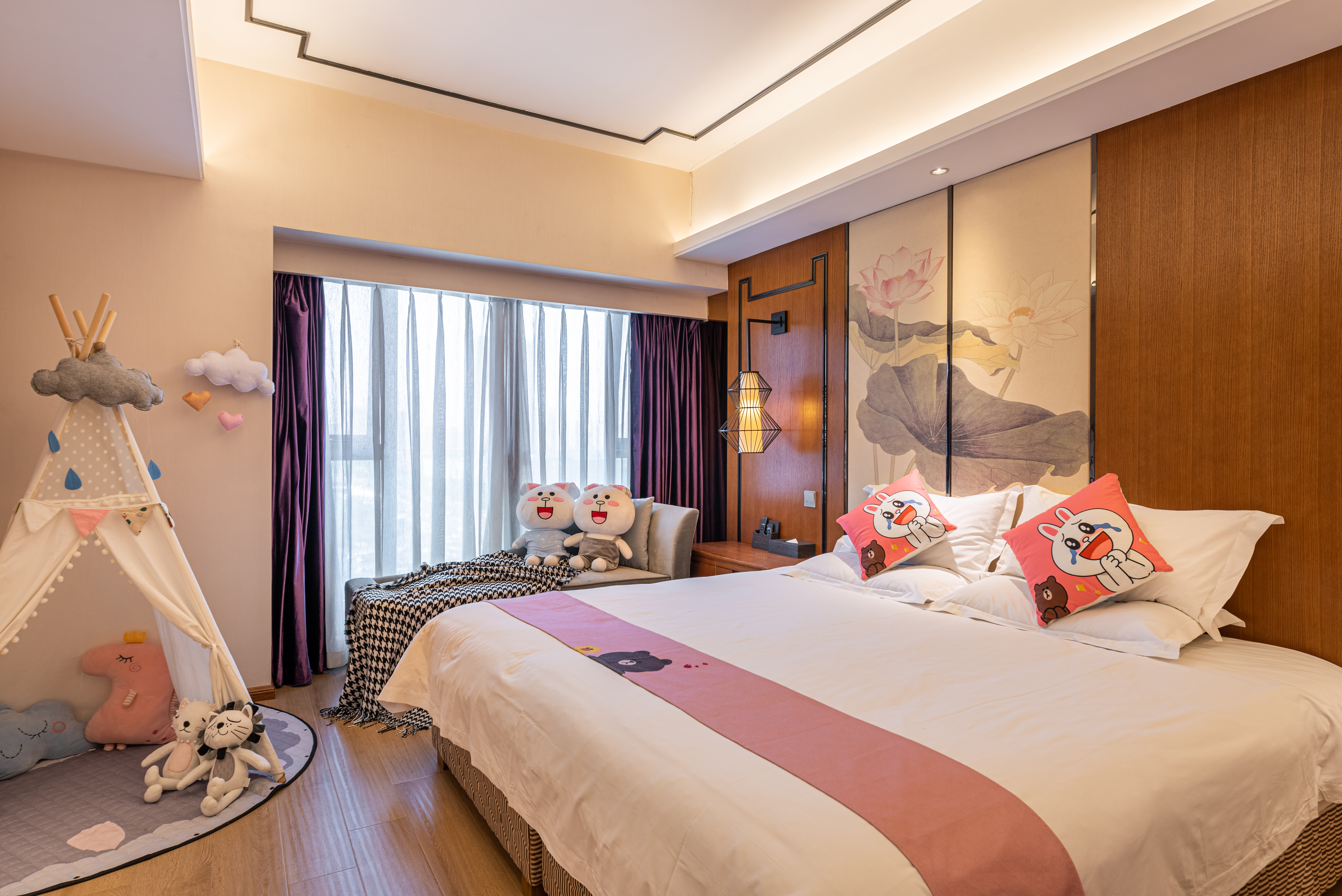 尊享家庭套房（独立会客&小童娱乐空间）